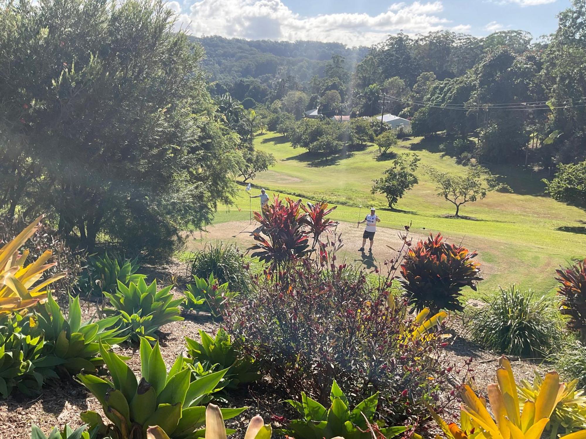 Sunshine Coast Retreat Your Own Private Golf Course Diddillibah Bagian luar foto